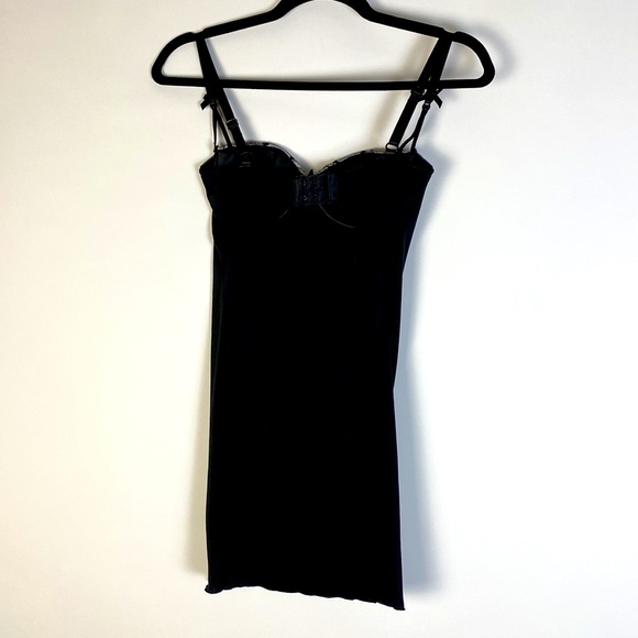 Vintage Y2K Open Back Camisole with Built in Bra! Small - Picture 4 of 5